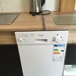 Fe Wo Viktoria 아파트 라어